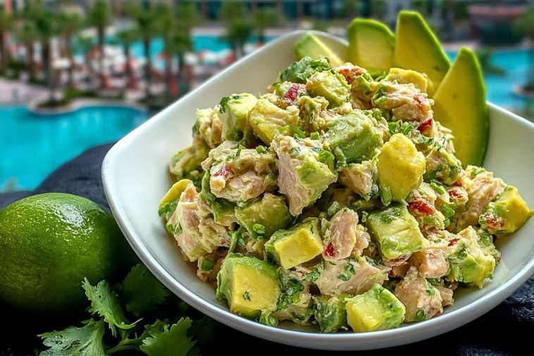 Avocado Tuna Salad Blend