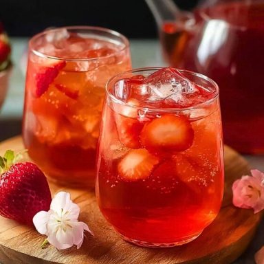 Strawberry Sweet Tea