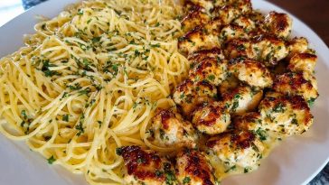 Creamy Garlic Parmesan Chicken with Cheesy Spaghetti
