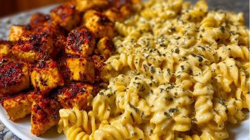 Creamy Velveeta Chicken Rotini Pasta with Mozzarella Garlic Cheese Sauce