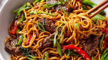 Sticky Beef Noodles