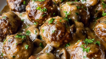Juicy Meatballs in a Luxurious Mushroom Sauce